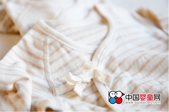 �������ܱ؂䣺�㶨��������